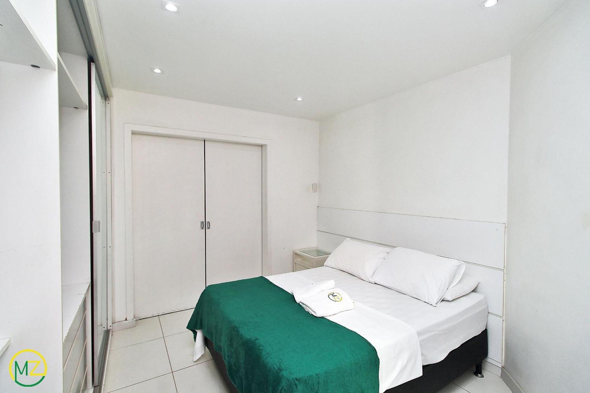 Studio Com Vista Lateral Para O Mar Em Copacabana Рио де Жанейро Екстериор снимка